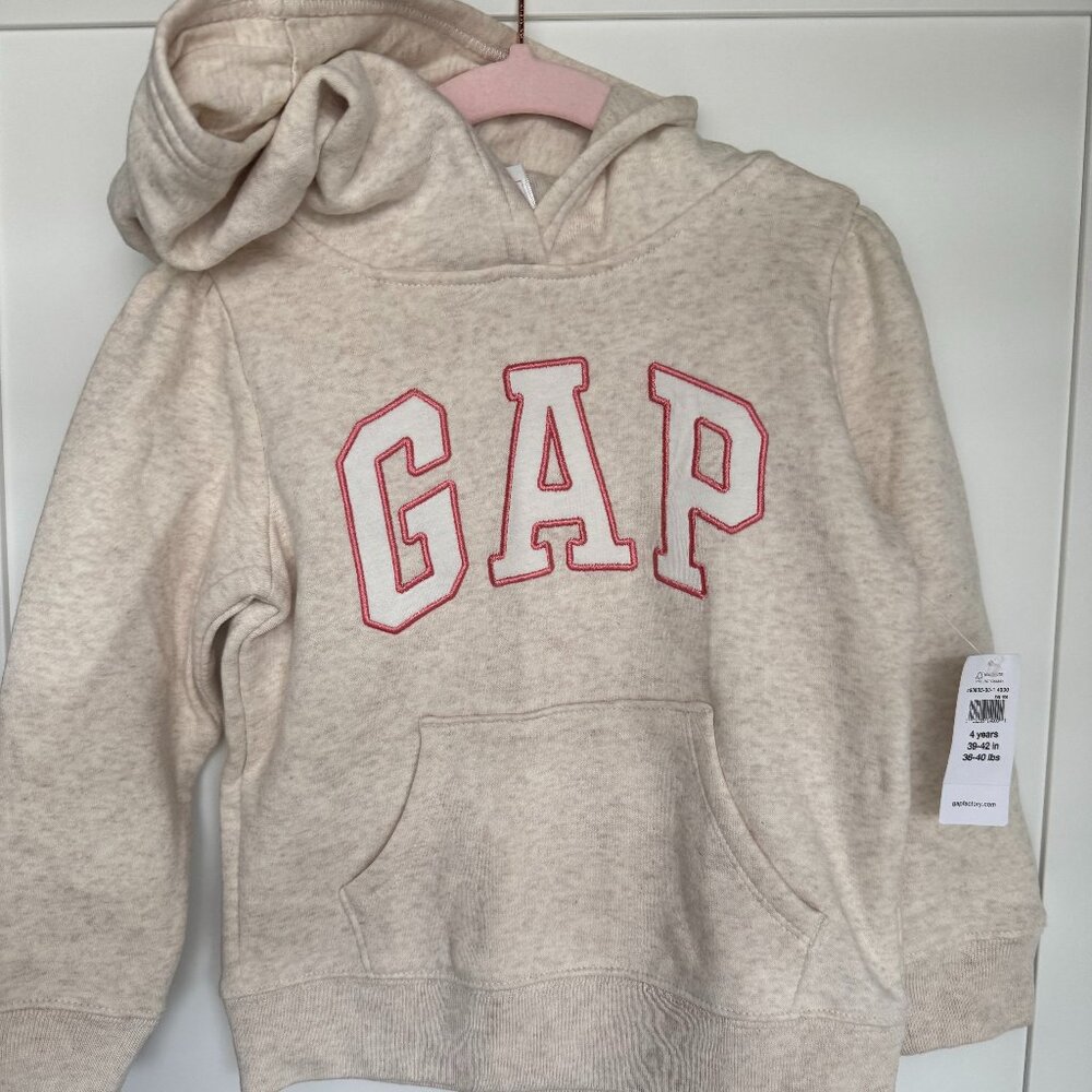 NWT Beige GAP Fleece-lined Hoodie Size 4 years